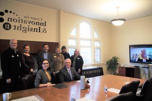 Lindenwood Inks Partnership with Endeavor STEM Teaching Certificate Project